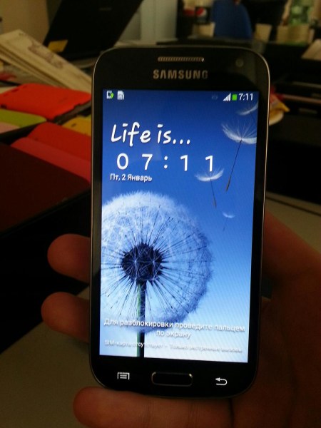 samsung galaxy s4 mini live photos appear packs dualcore cpu-01