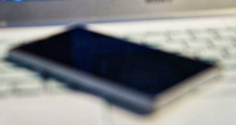 sony-xperia-i1-honami-caught-by-blurry-cam-allegedly-packs-mind-blowing-specifications-logo