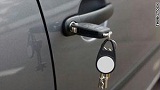 كيف تفتح سيارة بواسطة رسالة نصية؟ car