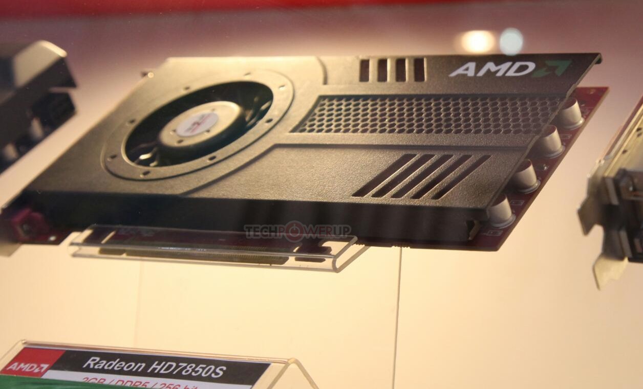 triplex-shows-off-slot-powered-radeon-hd-7850-03