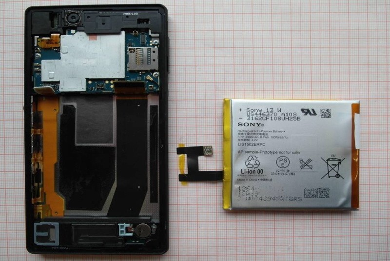 xperia-z-innards-revealed-02
