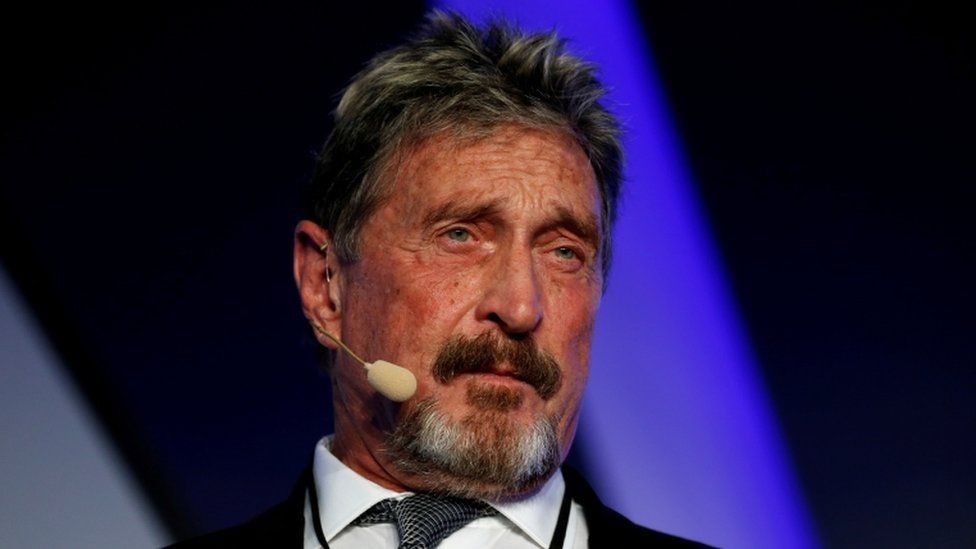 وفاة John McAfee صاحب أول برنامج مكافحة فيروسات في محبسه ببرشلونة