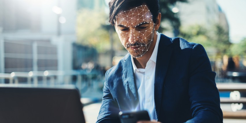 هل يمكن للغرباء فتح هاتفك الذكي عبر تقنية التعرف على الوجه Face ID؟