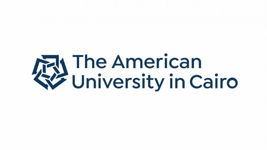 الجامعة الأمريكية تفتح باب التقديم أونلاين في برنامج المنح الجامعية
