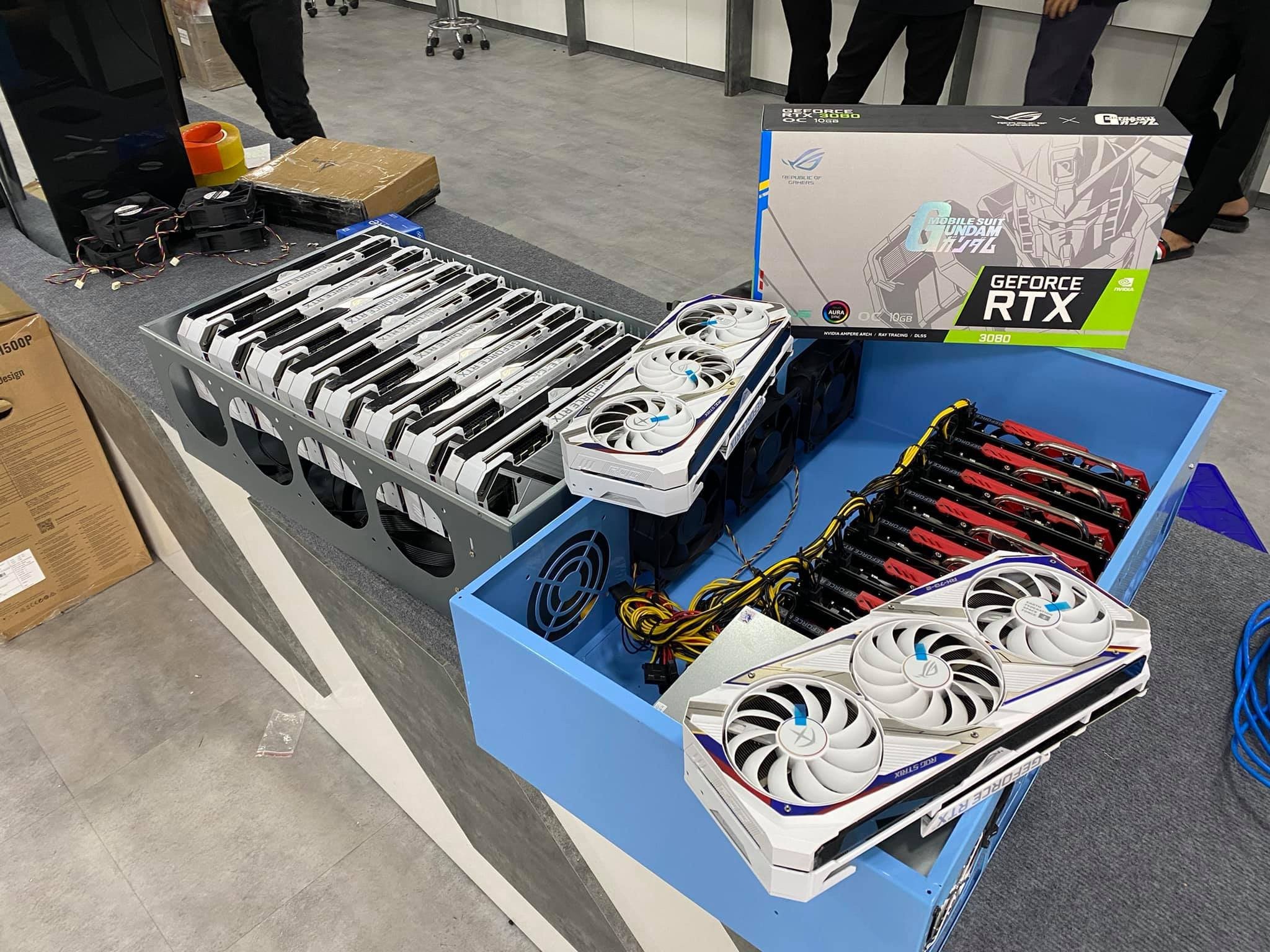 ASUS NVIDIA RTX 3080 GUNDAM