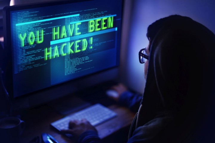 ماذا تفعل إذا تم اختراق جهازك أو أحد حساباتك على الإنترنت؟