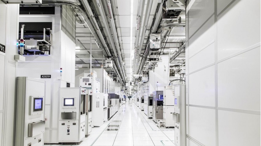 GlobalFoundries تخطط لتحسين الإنتاج في مصنع Fab 8 مع بناء مصنع أخر