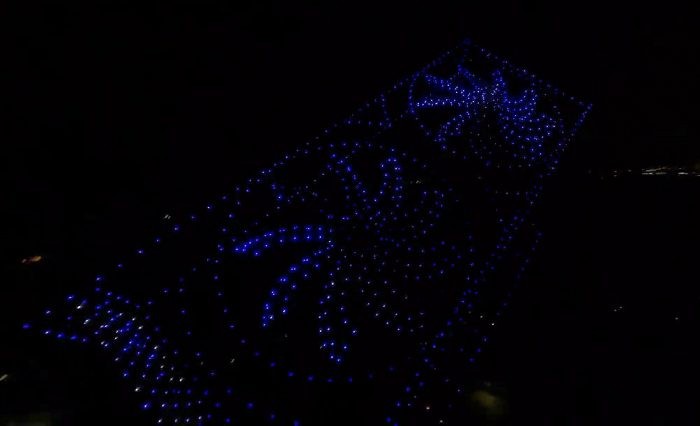 شركة Intel تكشف عن شكل بطاقات ARC القادمة باستخدام الدرونات!