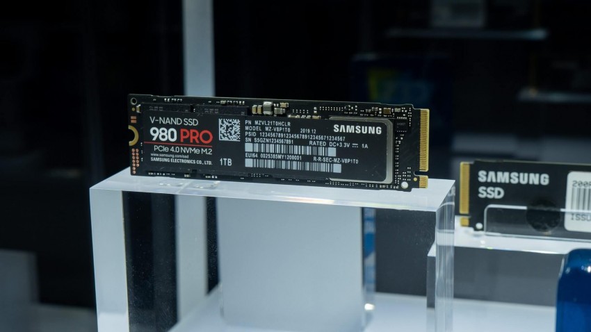 شركة Samsung تهيمن على مبيعات الـ SSD في الربع الثاني!