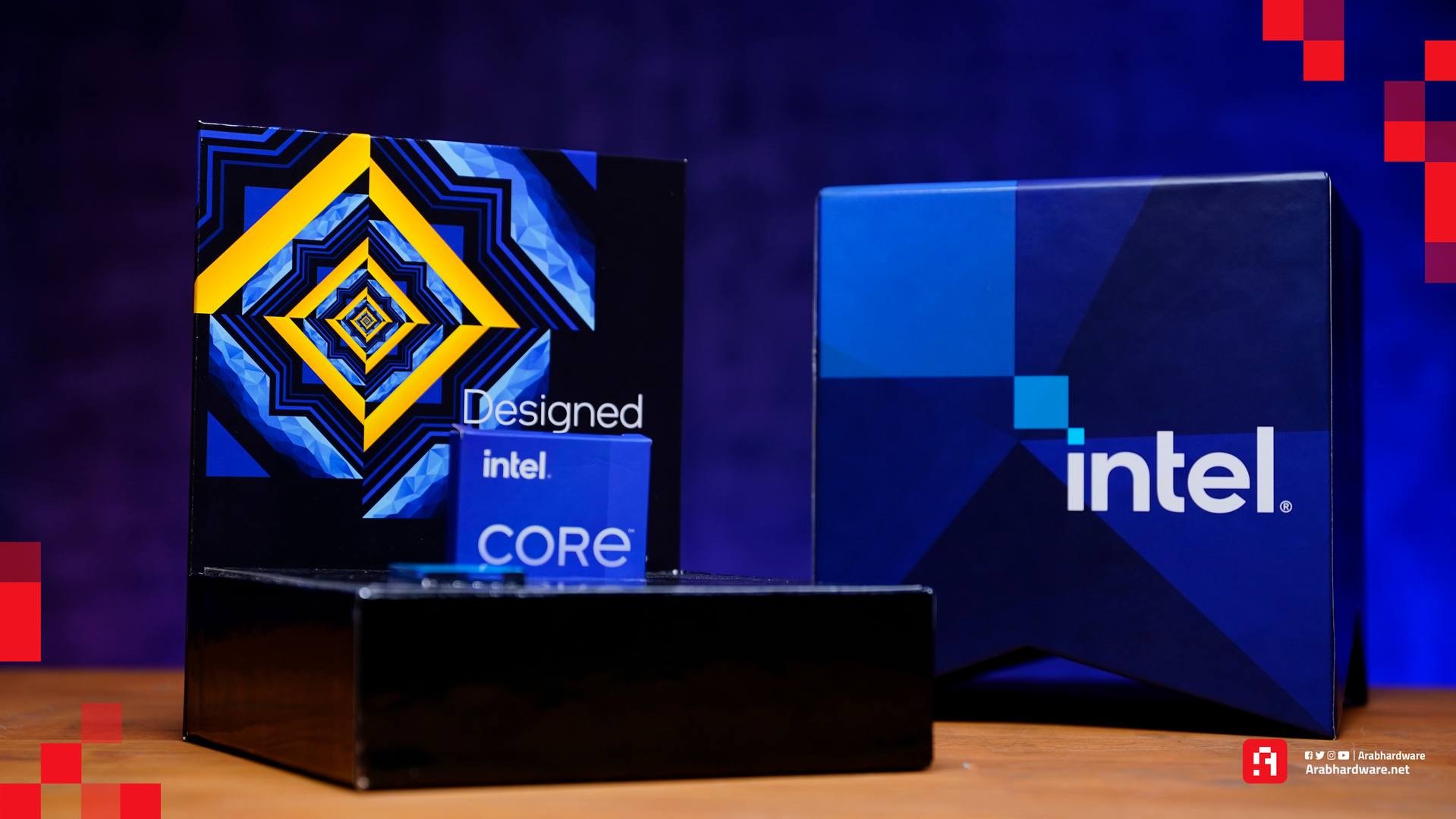 صندوق معالجات Intel