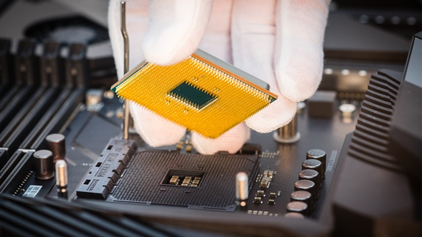 بعض المشتتات تدعم من الأن الجيل القادم من AMD مع سوكيت AM5/SP5