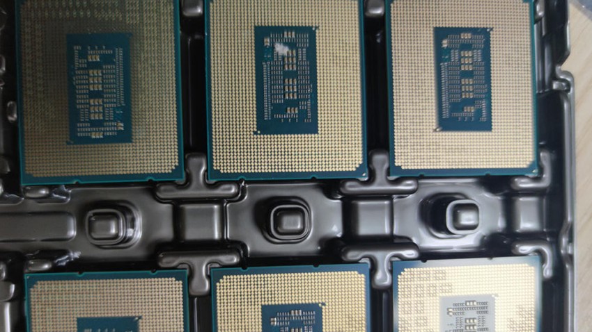 موقع صيني يبدأ ببيع العينات الهندسية لمعالج Intel Core i9-12900K ES2