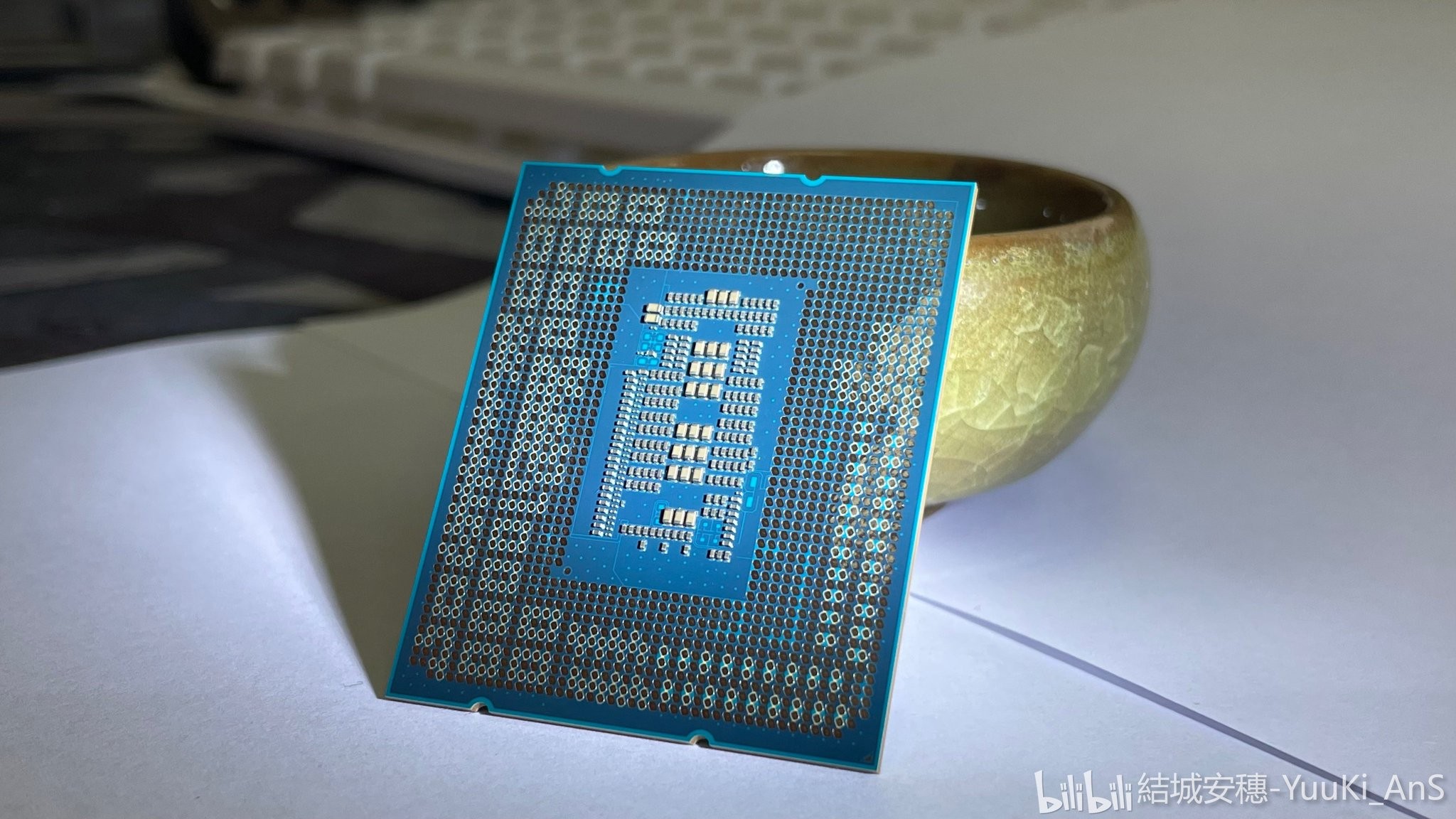 موقع صيني يبدأ ببيع العينات الهندسية لمعالج Intel Core i9-12900K ES2