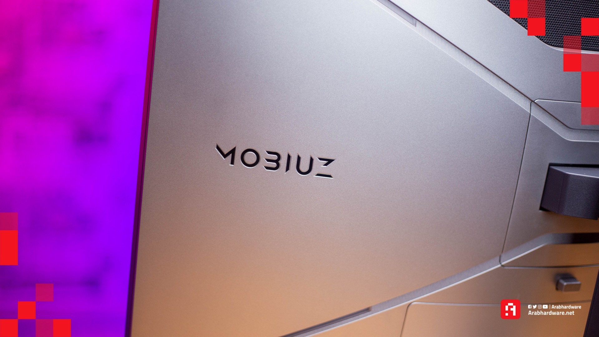 Mobiuz EX2710R شاشة