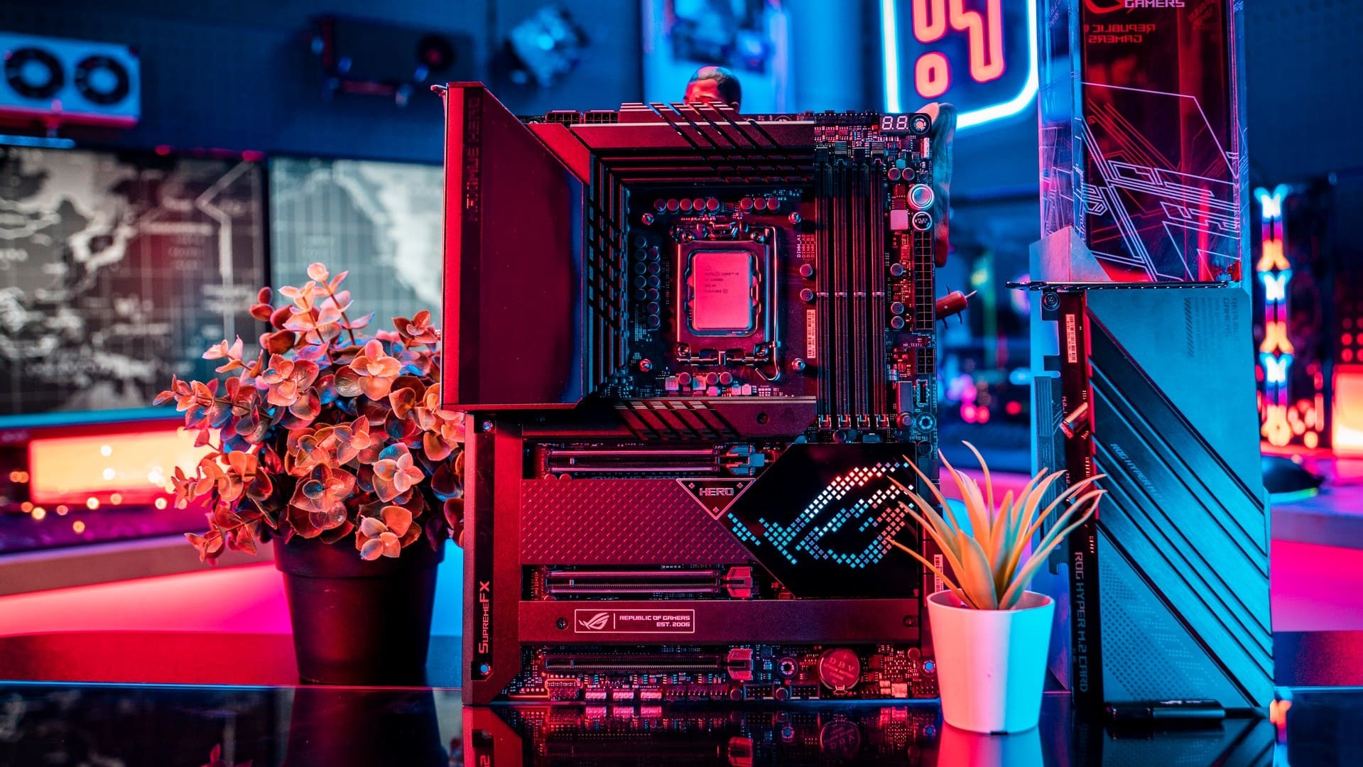 مراجعة اللوحة الأم ASUS Maximus Z690 Hero
