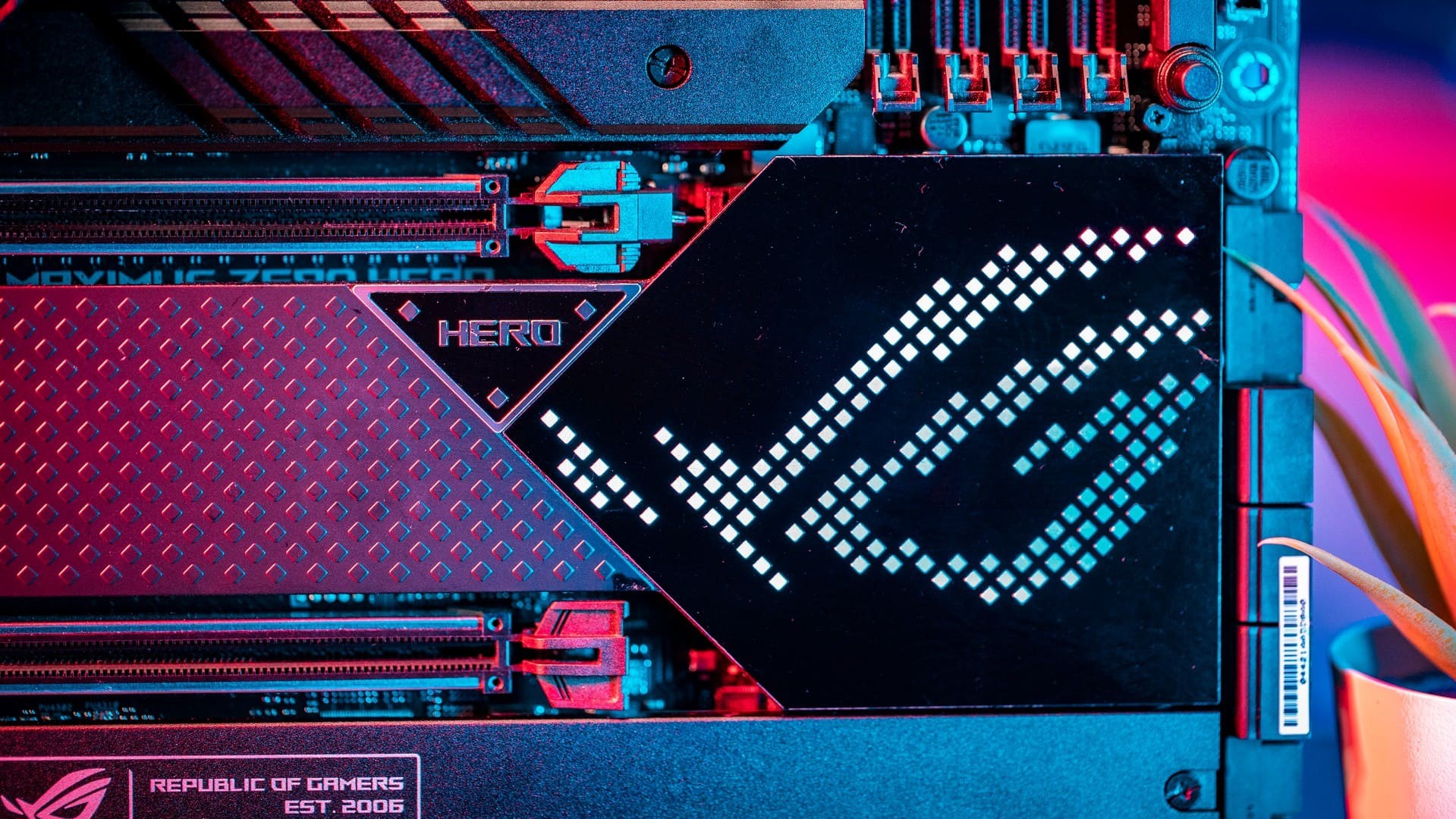 مراجعة اللوحة الأم Maximus Z690 Hero