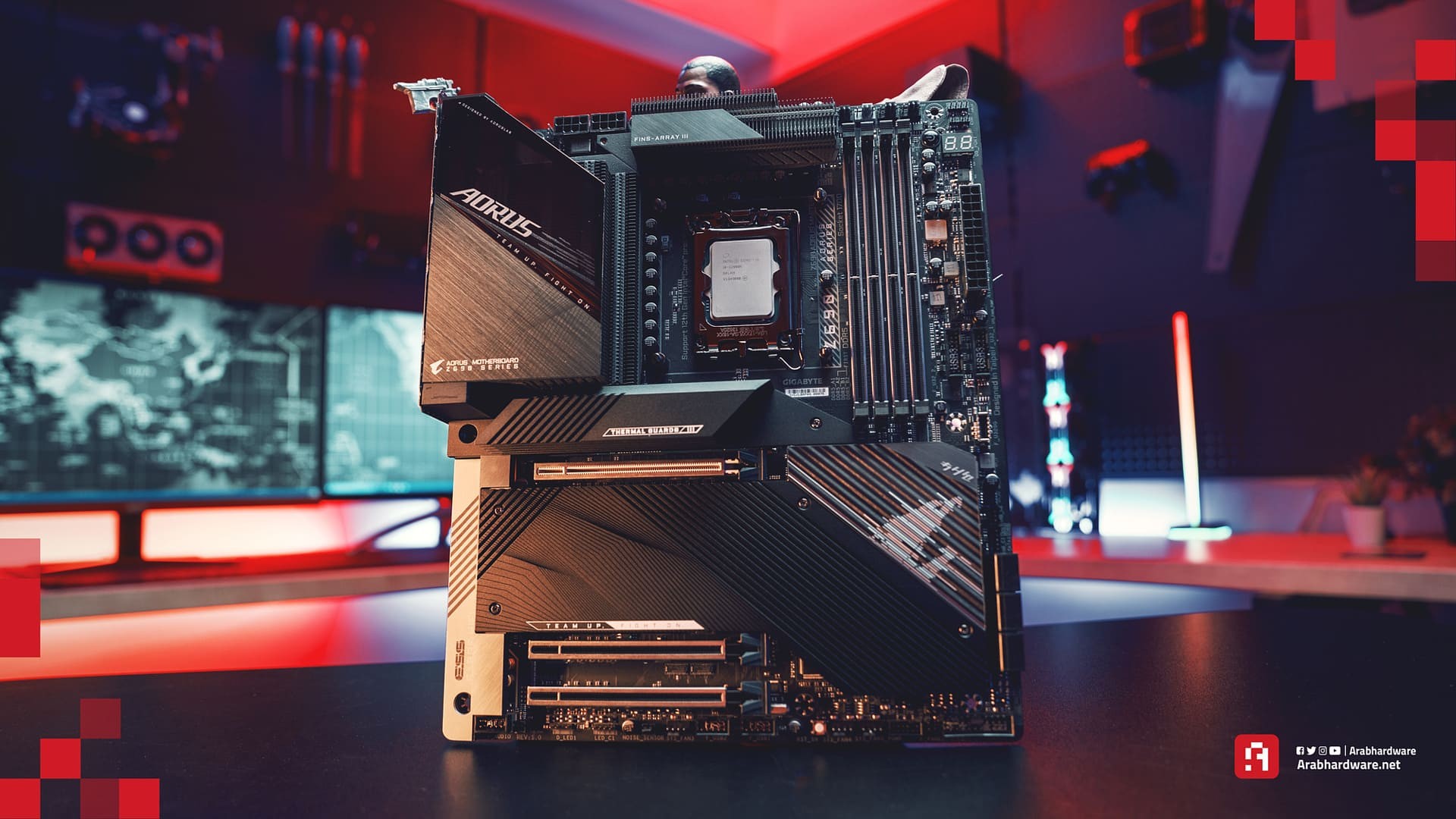 مراجعة  اللوحة الأم Z690 AORUS MASTER من Gigabyte