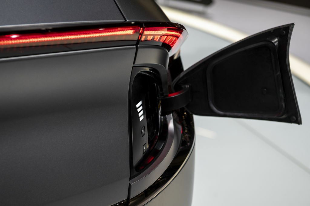 شركة KIA تنتزع صدارة سرعة الشحن من Tesla عن طريق سيارتها EV6 crossover