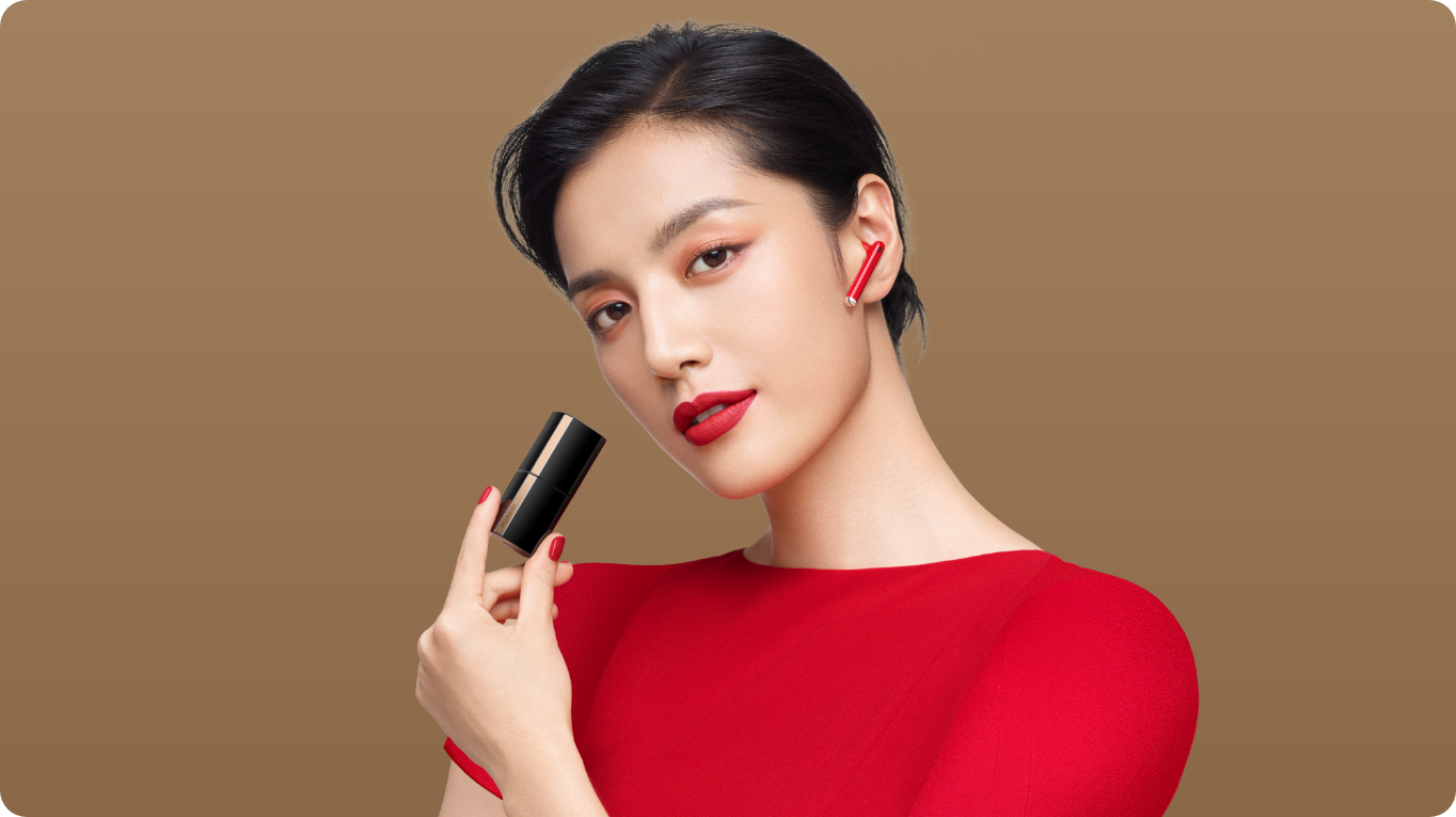 إليكم سماعات HUAWEI FreeBuds Lipstick: الملحق التقني الأنيق للموسم!