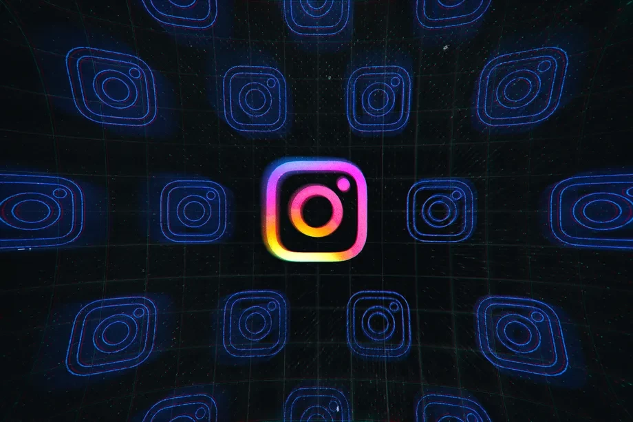 Instagram يعمل على إتاحة الـ NFTs إلى كل المستخدمين