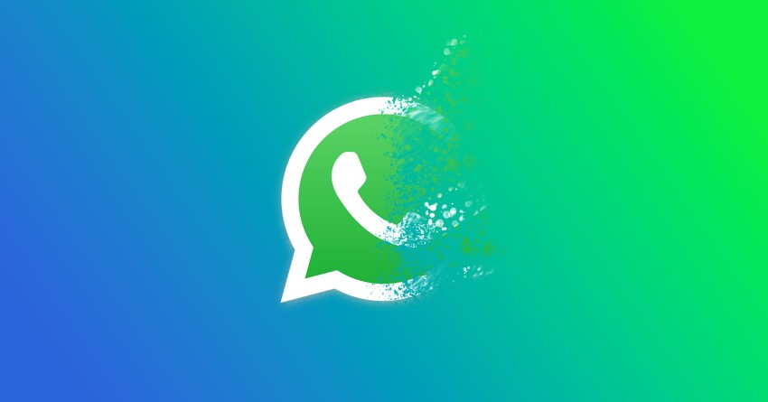 WhatsApp يحسن واجهة المكالمات الصوتية لمستخدمي ios
