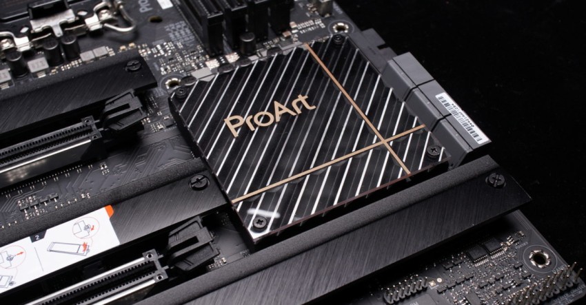 تقنية Thunderbolt 4 تصل إلى لوحة ASUS ProArt Z690-CREATOR!