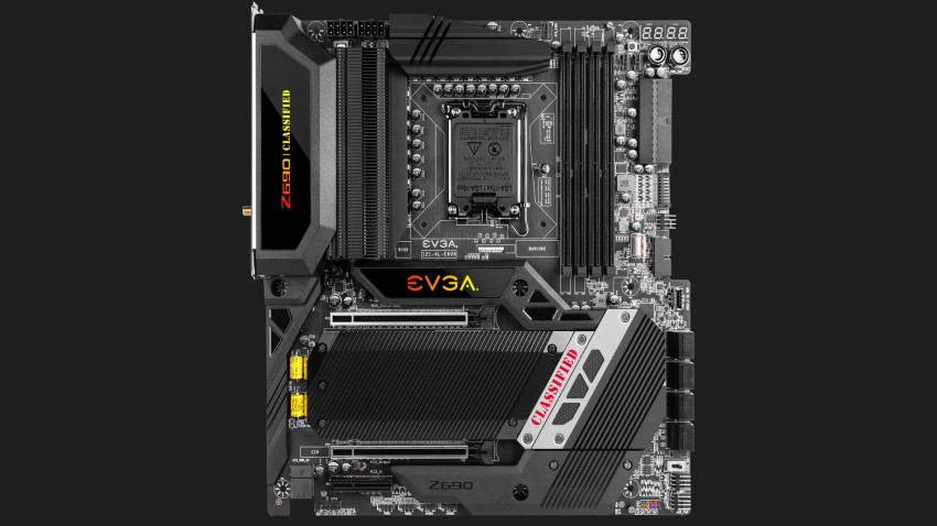 الكشف عن لوحة EVGA Z690 CLASSIFIED الجديدة بسعر 630 دولار