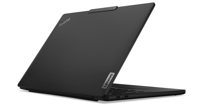 أول حاسوب ThinkPad مدعوم من سناب دراجون يوفر بطارية لعدة أيام