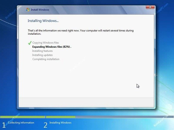يقوم Windows 7  ببدء تشغيل عملية التثبيت