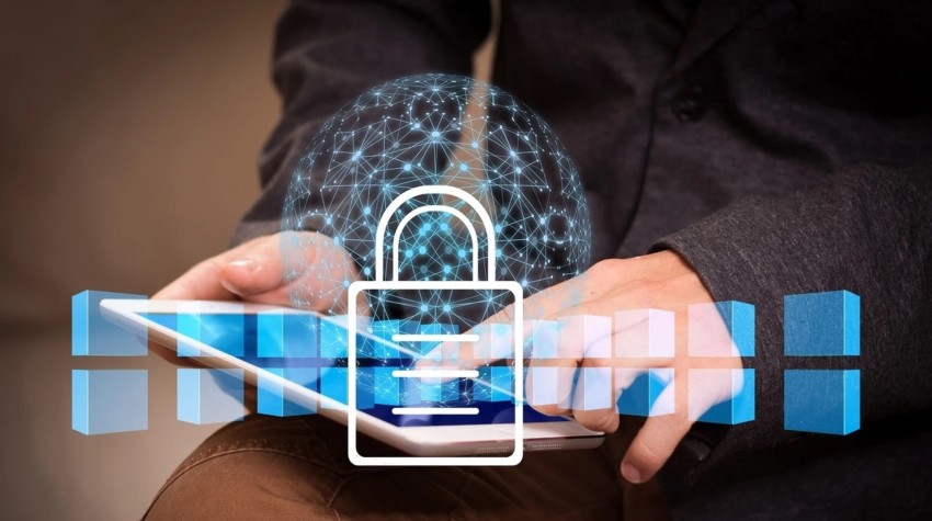 ثلث الموظفين السعوديين والإماراتيين يعتقدون تسببهم بتعرض بيانات للخطر