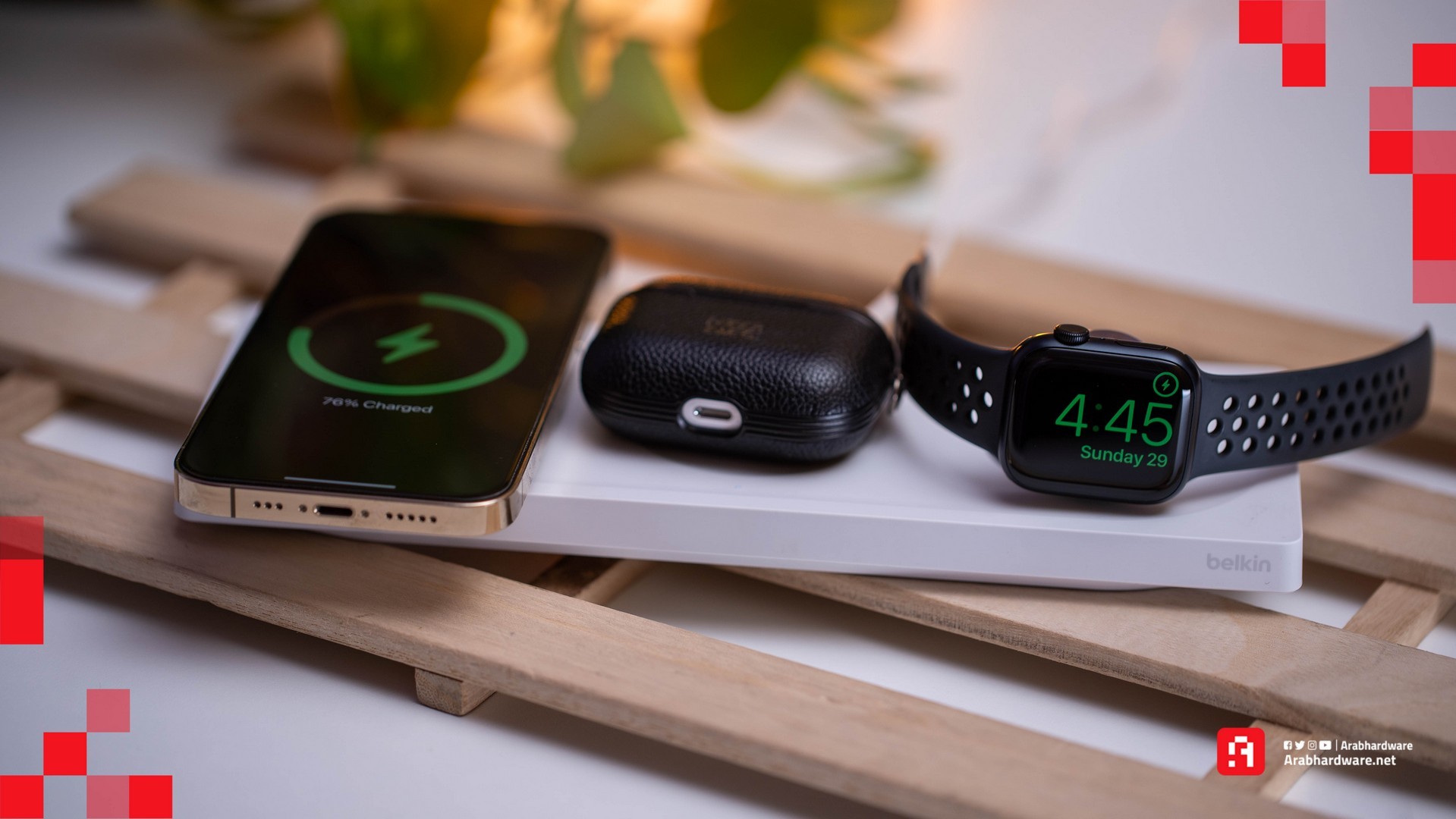 شاحن BOOST↑CHARGE PRO 3-in-1 Wireless Charging Pad with MagSafe