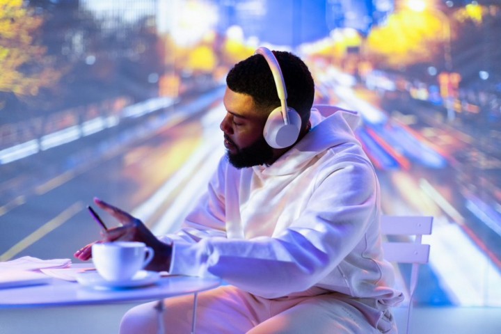 سوني تٌطلق سماعات WH-1000XM5 الرائدة في الإمارات