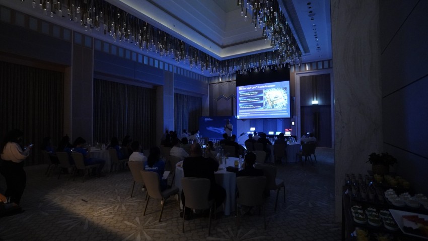 إنتل وأسوس تستعرضان توجهات صناعة أجهزة الكمبيوتر بحدث Performance Day