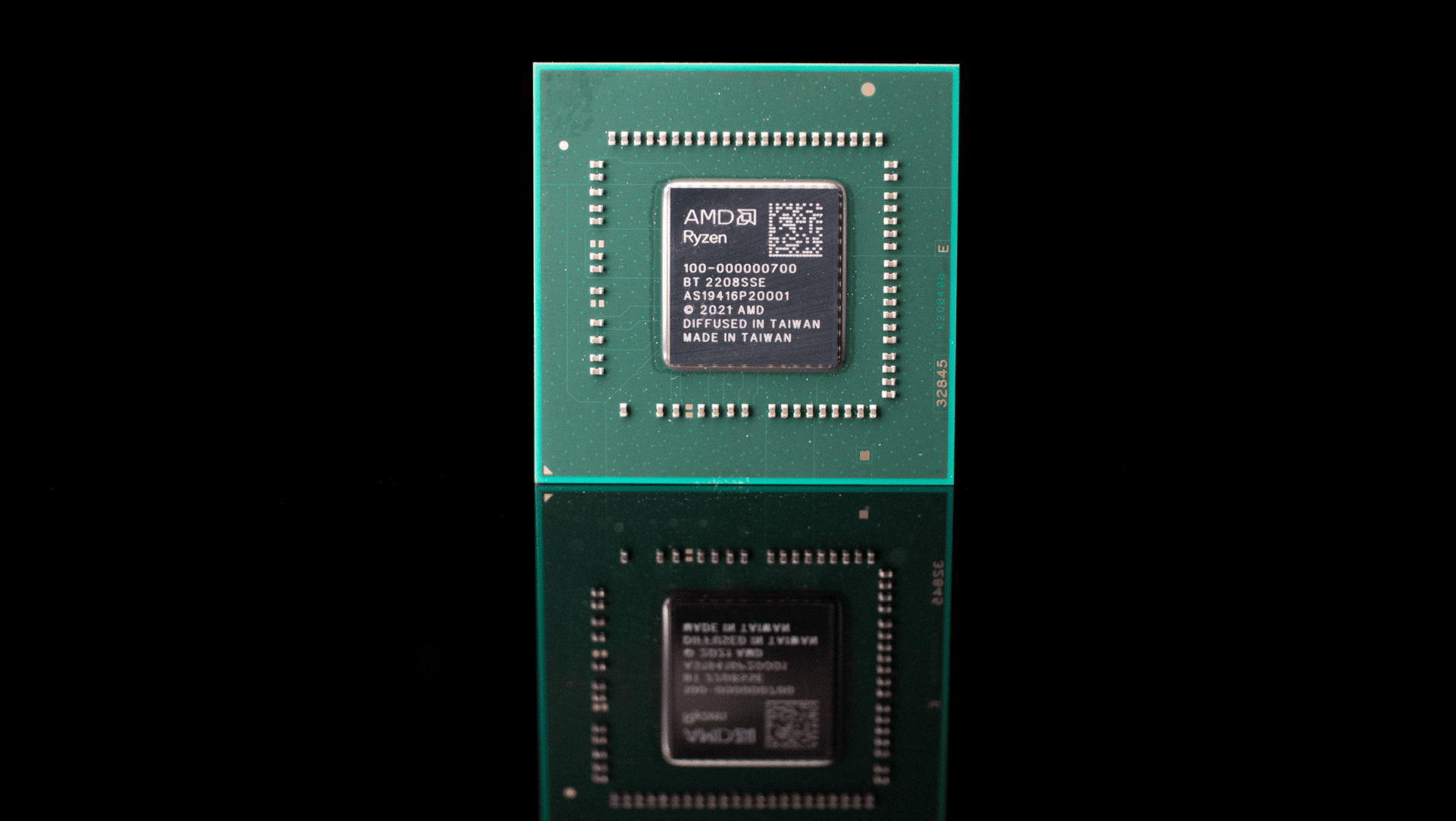 شركة AMD تكشف الستار عن معالجات AMD RYZEN 7020 للأجهزة المحمولة