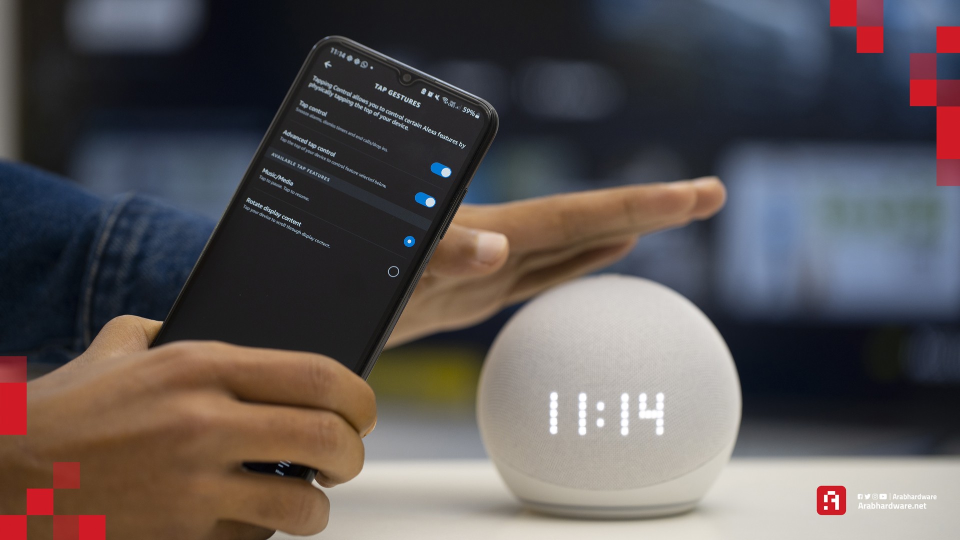 ميزة لمس الجزء العلوي في  سماعة Amazon Echo Dot (5th Gen) with Clock