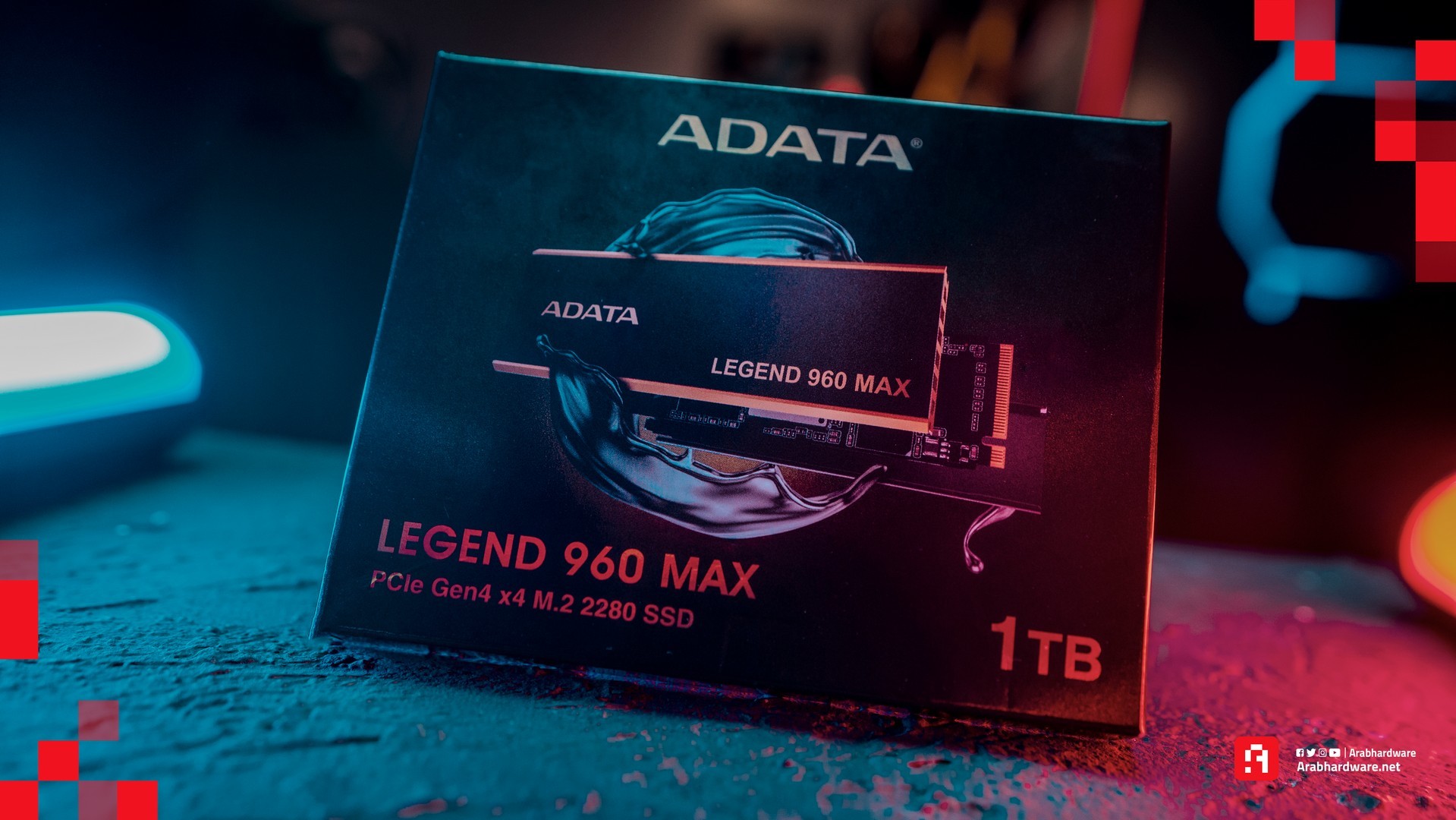ADATA LEGEND 960 MAX SSD وحدة التخزين داخل عبوة