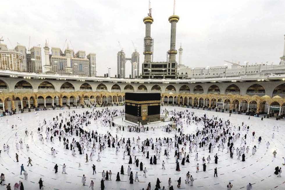التقديم على قرعة الحج 2023 عبر الهاتف