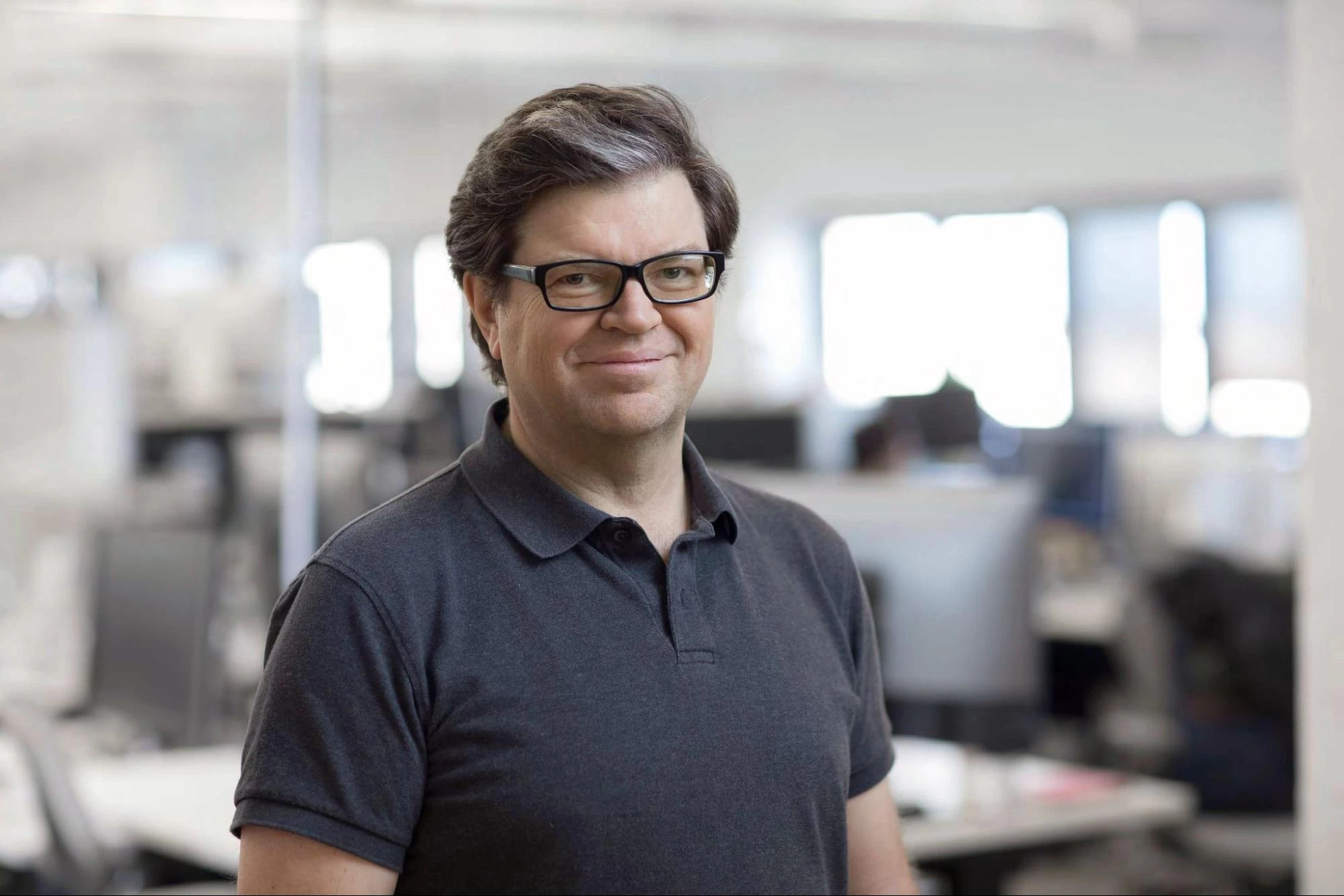البروفيسور Yann LeCun المعروف بأبحاثه في مجال الذكاء الاصطناعي وتطوير البصر للحواسيب والحاصل على جائزة Turing في 2018. البروفيسور Yann LeCun المعروف بأبحاثه في مجال الذكاء الاصطناعي وتطوير البصر للحواسيب والحاصل على جائزة Turing في 2018.