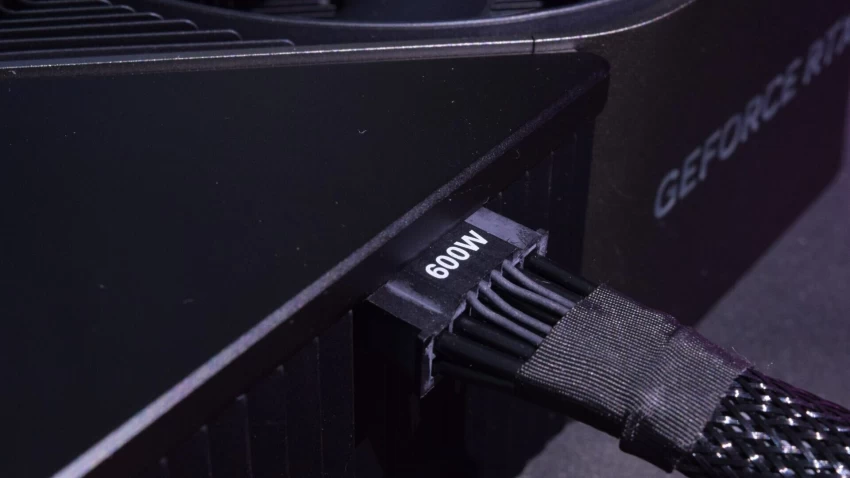 Nvidia تُرقّي كروت GeForce RTX 4090 باستخدام موصل طاقة أكثر أماناً
