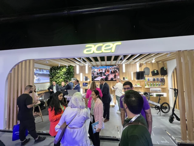 دراجات ومكاتب ذكية ومنقيات هواء: أبرز ما قدمته Acer في GITEX 2023