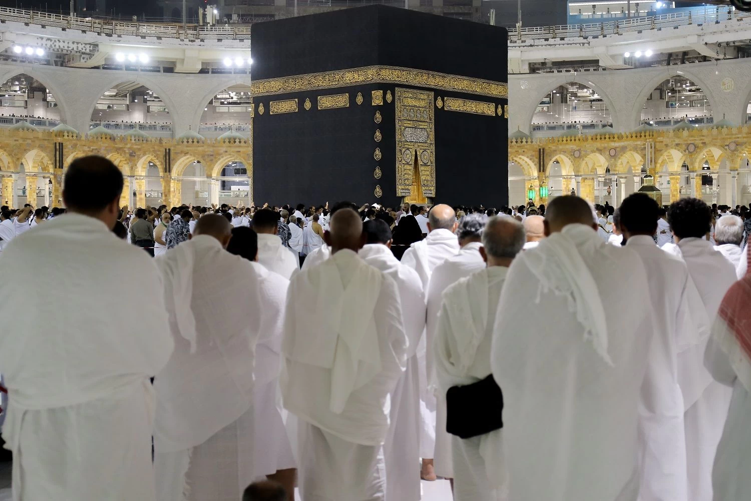 كيفية حجز العمرة من نسك