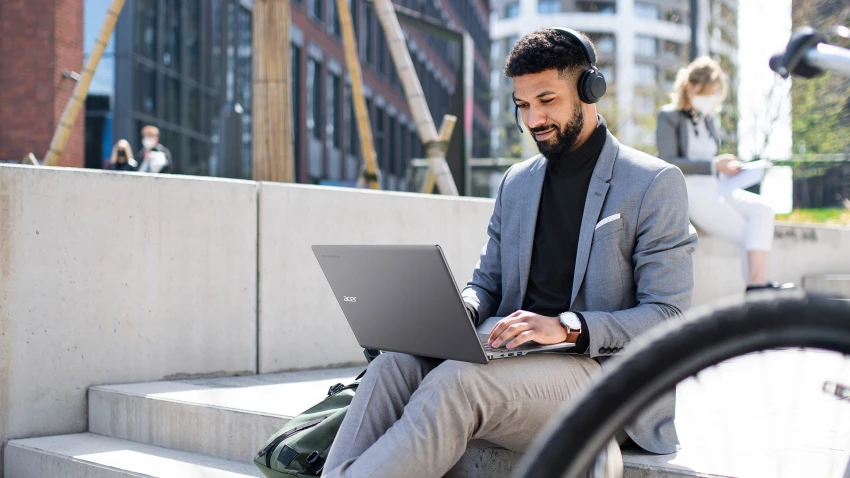 Acer تعزّز بيئة العمل السحابية مع جهازيّ Chromebook Plus Enterprise