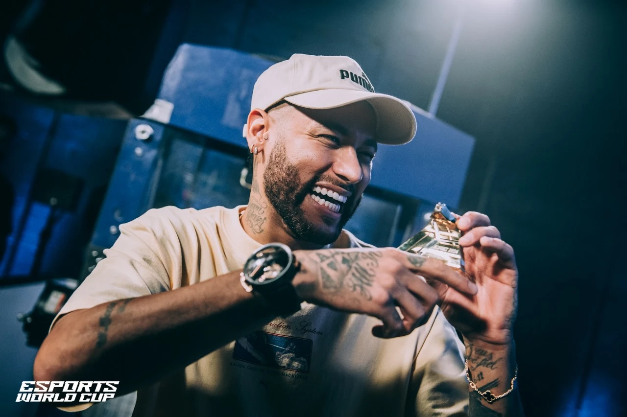 نيمار كأس العالم للرياضات الإلكترونية