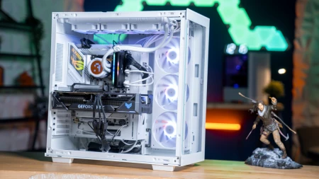 تجميعة AHW المتوسطة المميزة مع معالج Core Ultra 7 265K