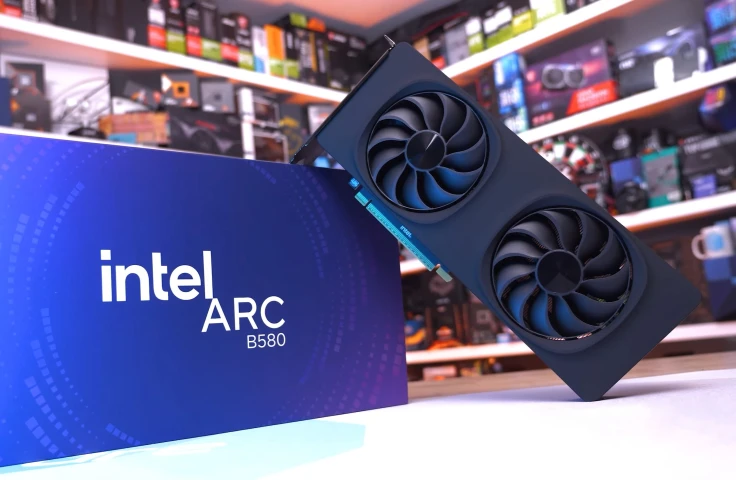 بطاقة Intel Arc B580 تنفد من المتاجر بعد يومٍ واحد من الإطلاق الرسمي!