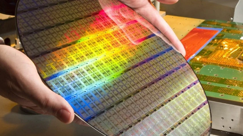 TSMC ترفع إنتاج دقة 2 نانومتر لتصل إلى 80 ألف رقاقة نهاية عام 2025