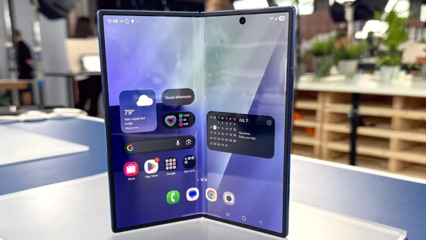 سامسونج تغيّر مفهوم الهواتف القابلة للطي مع إطلاق Galaxy Z Fold 7