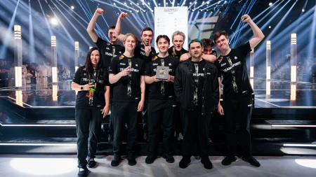 فريق Spirit بطلًا لـ Dota 2 بكأس العالم للرياضات الإلكترونية 2025