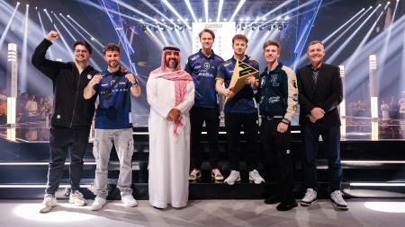 الهولندي مانويل باشوري بطل FC 25 بكأس العالم للرياضات الإلكترونية