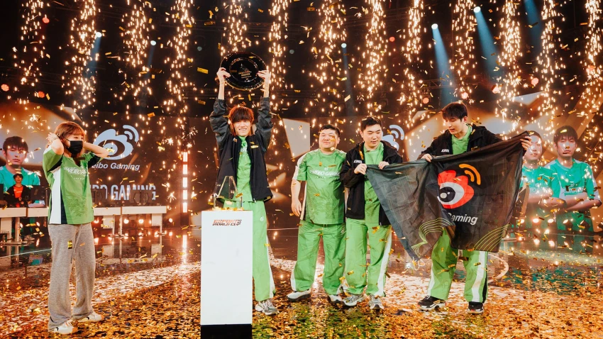 فريق Weibo بطل TeamFight Tactics بكأس العالم للرياضات الإلكترونية